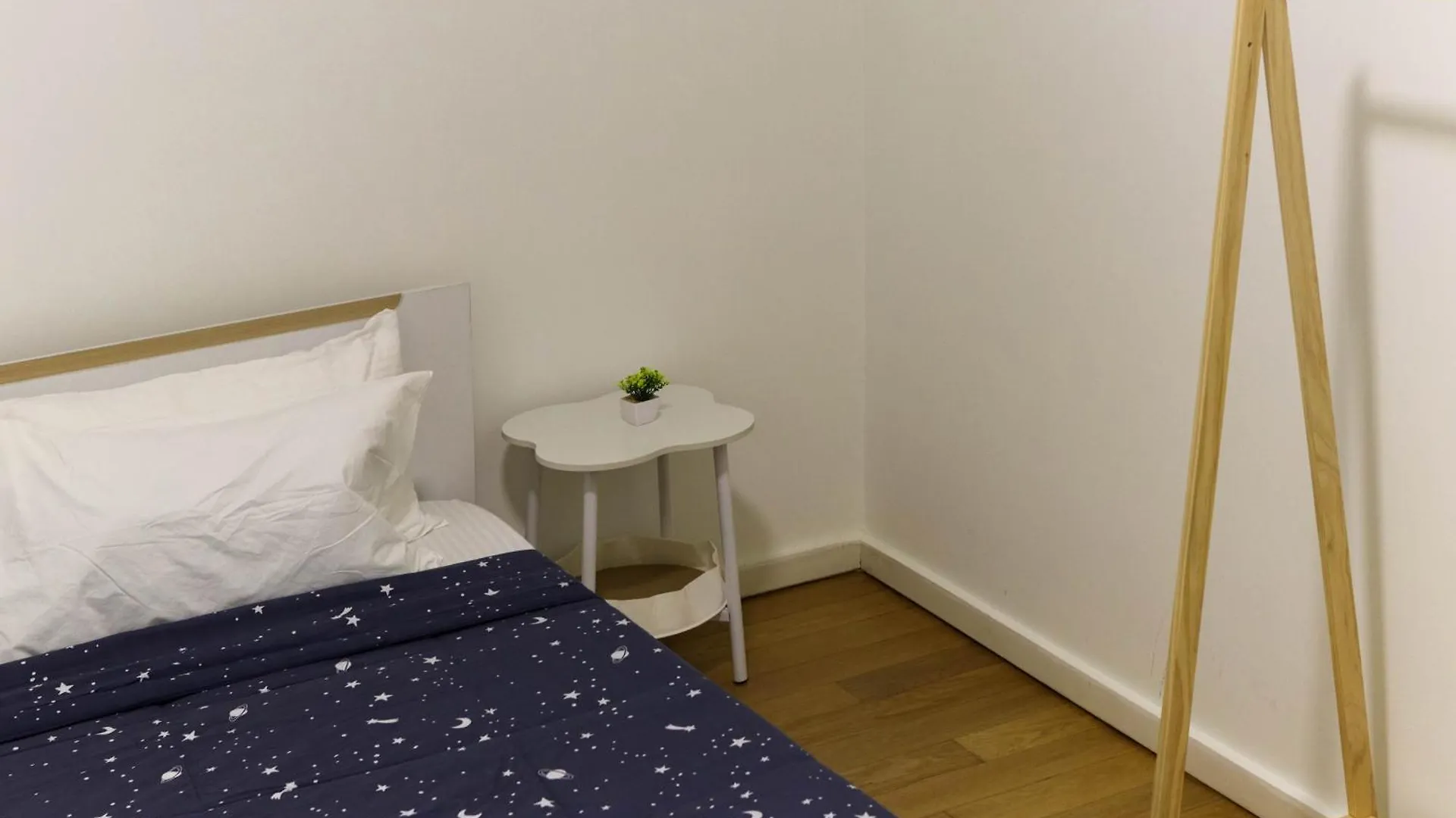 Heart Of Kl Near Bukit Bintang Mrt& Pavillion Kl 1 To 6Pax Apartment Kuala Lumpur 0*,