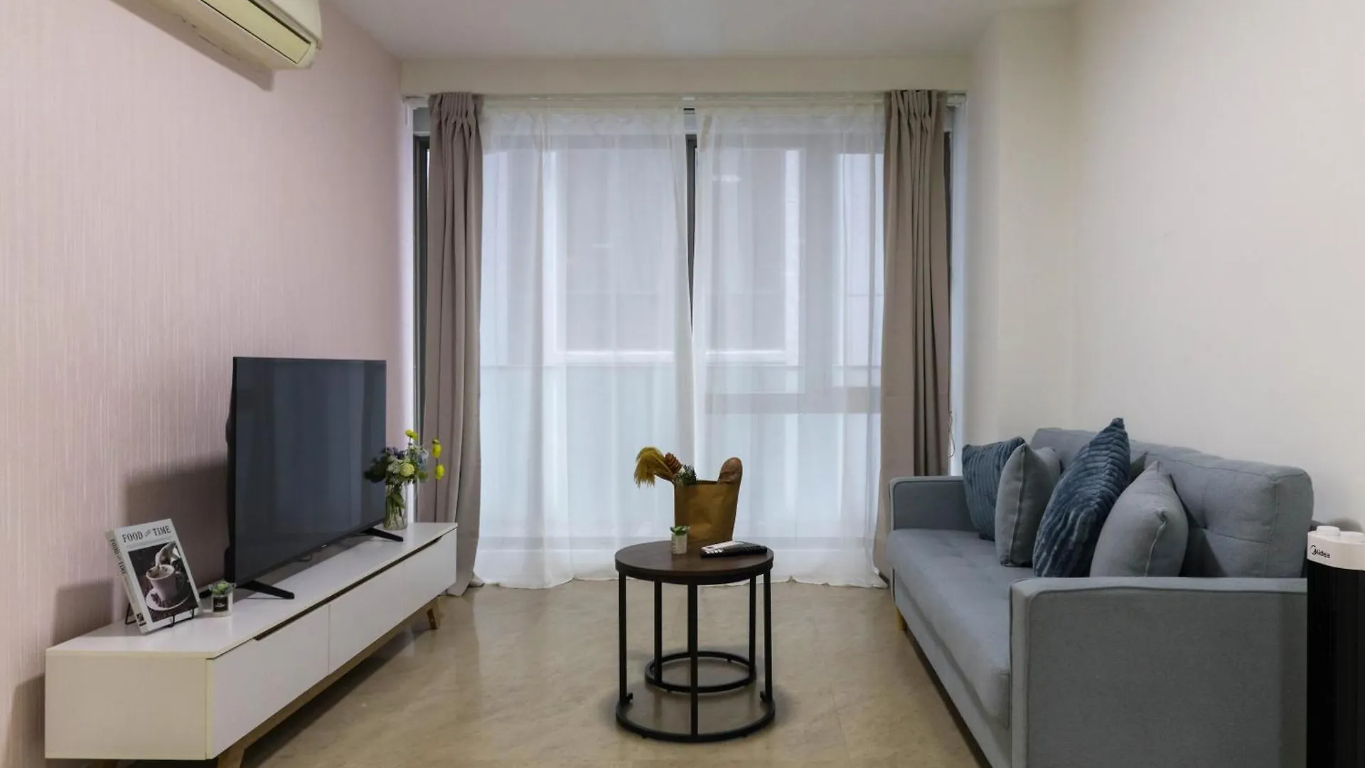 Heart Of Kl Near Bukit Bintang Mrt& Pavillion Kl 1 To 6Pax Apartment Kuala Lumpur
